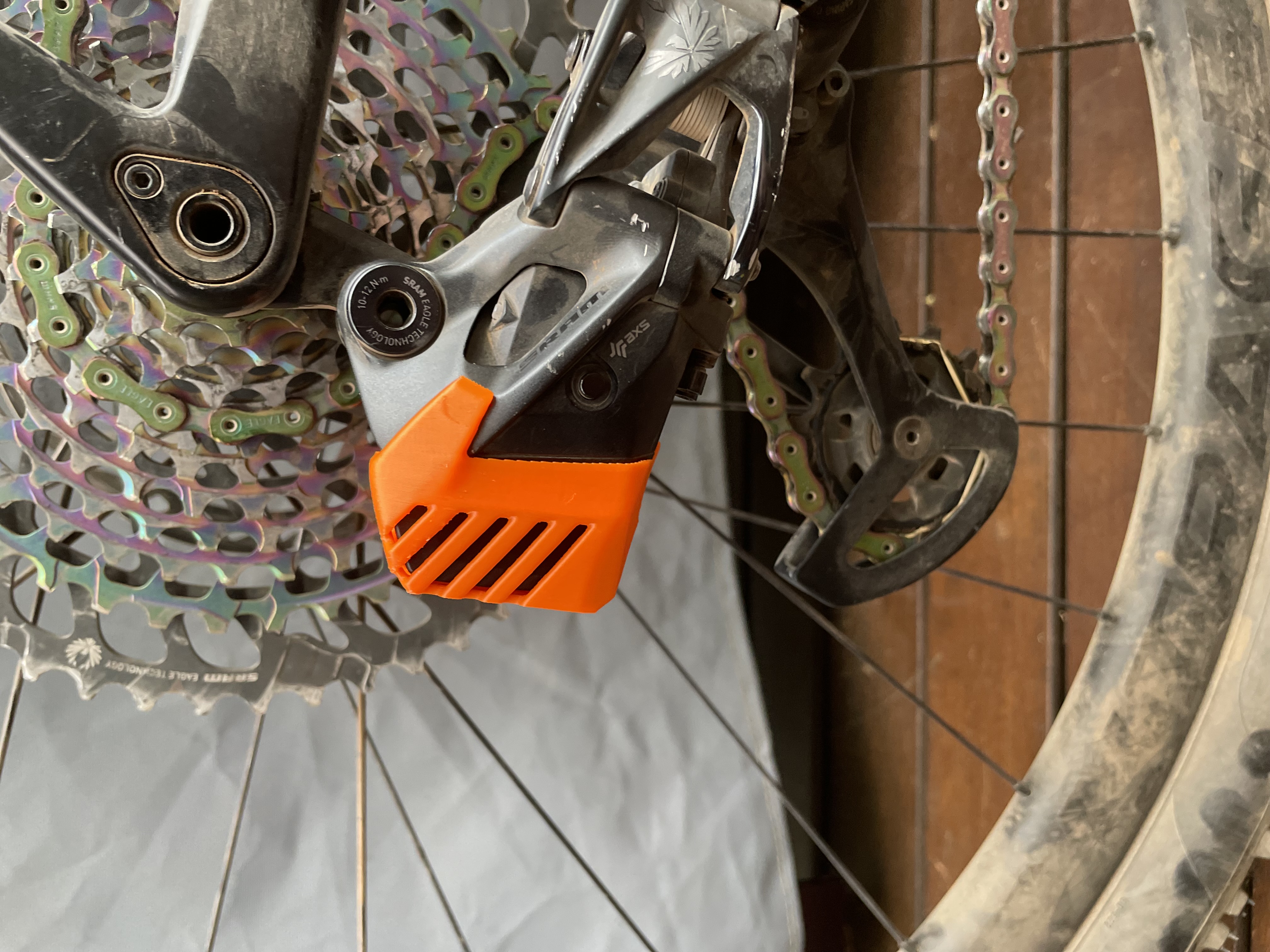 SRAM AXS Eagle battery cover